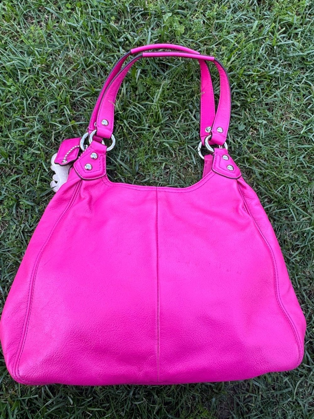 Vintage Hot Pink Coach Leather Shoulder Bag - Picture 3 of 12